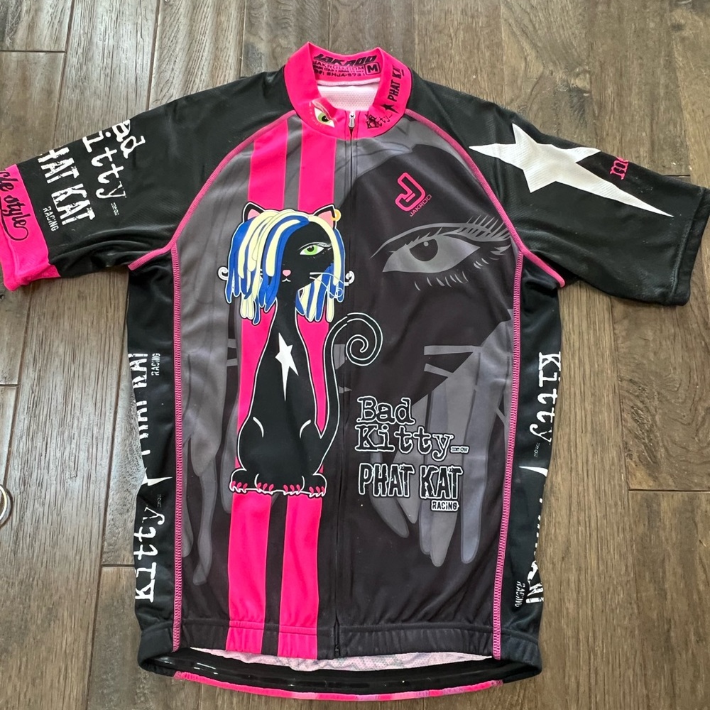 Cycling jersey by Jakroo. Size M